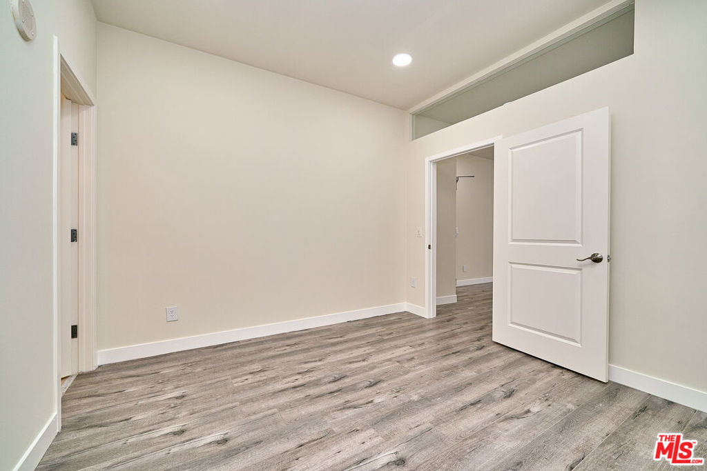 3810 Wilshire Boulevard - Photo 10
