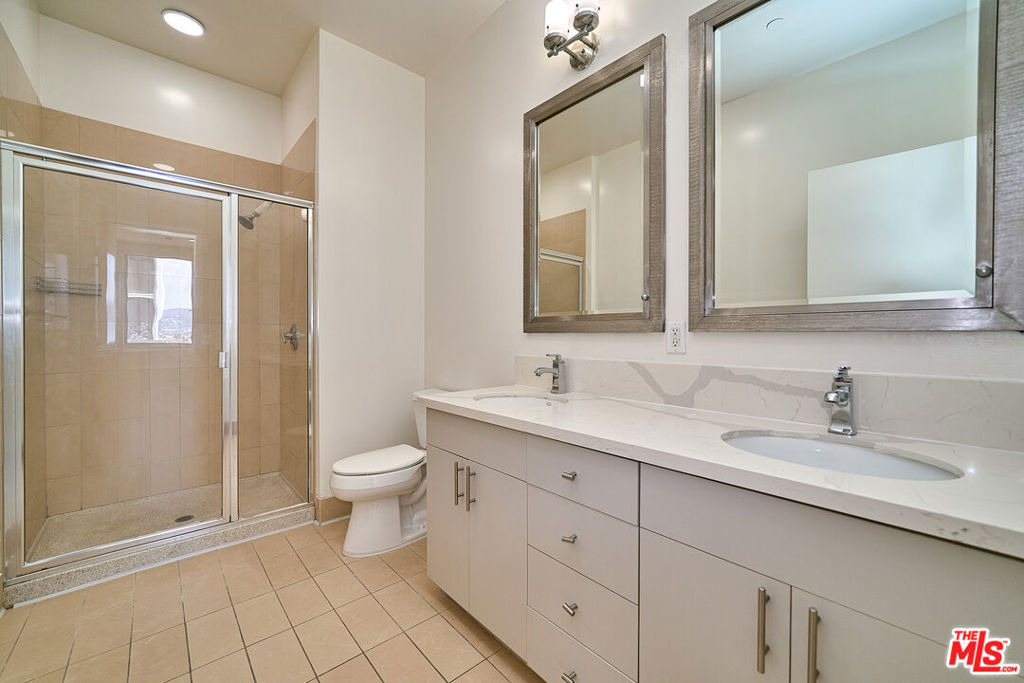 3810 Wilshire Boulevard - Photo 12
