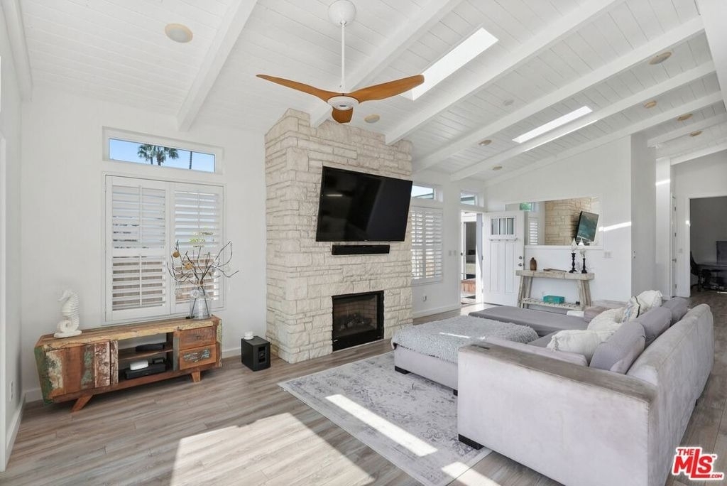 29500 Heathercliff Road - Photo 4