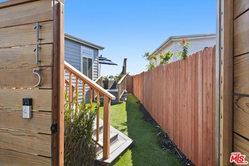 29500 Heathercliff Road - Photo 1
