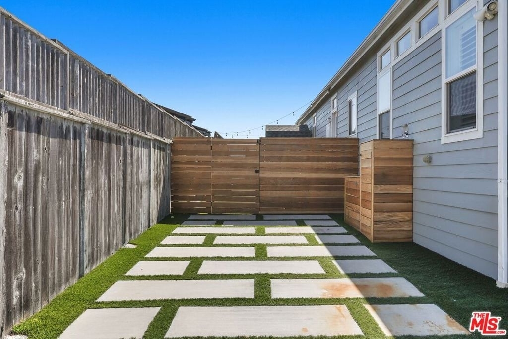 29500 Heathercliff Road - Photo 32