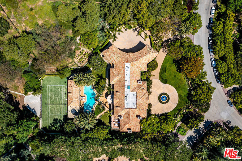 70 Beverly Parkway - Photo 34