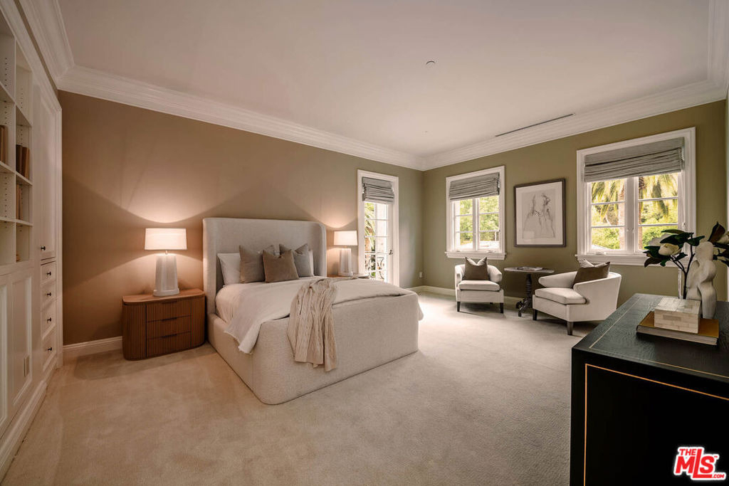 70 Beverly Parkway - Photo 21