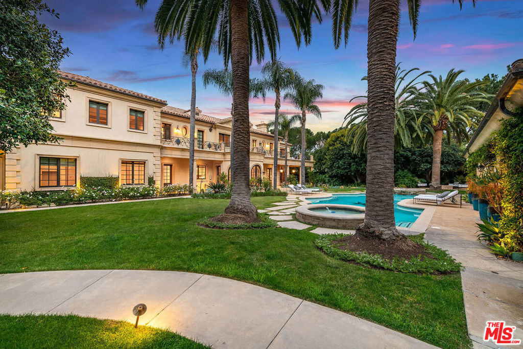 70 Beverly Parkway - Photo 30