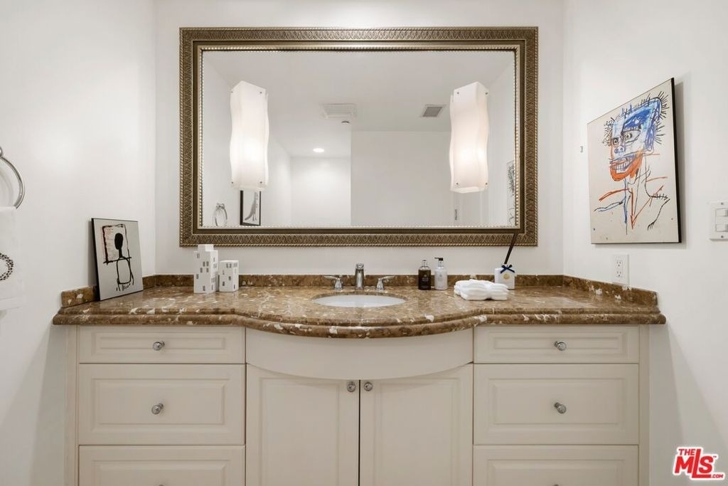 951 Ocean Avenue - Photo 8