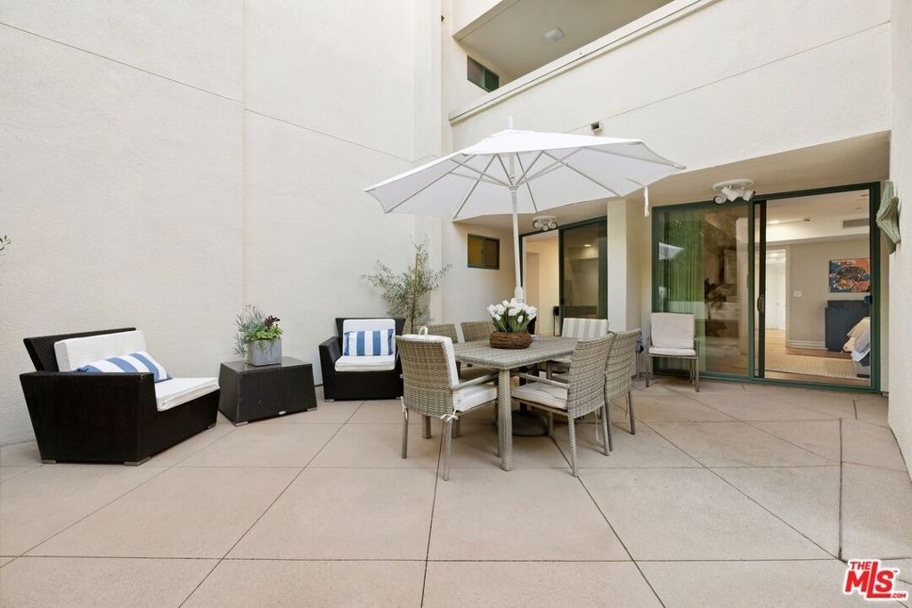 951 Ocean Avenue - Photo 19