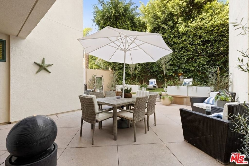 951 Ocean Avenue - Photo 18