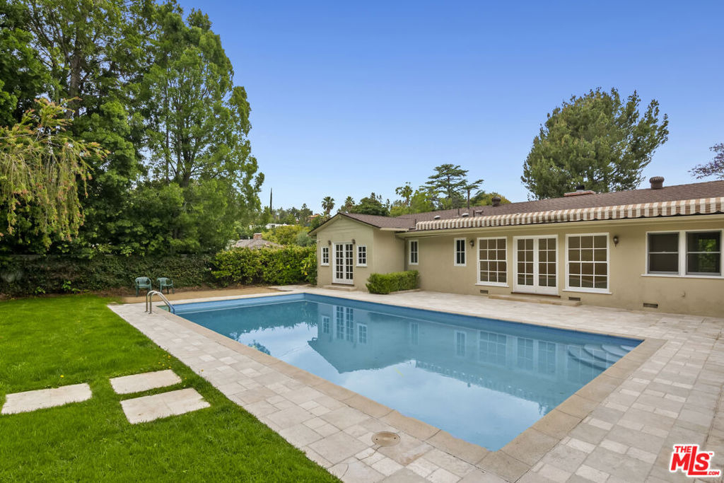 18080 Karen Drive - Photo 9