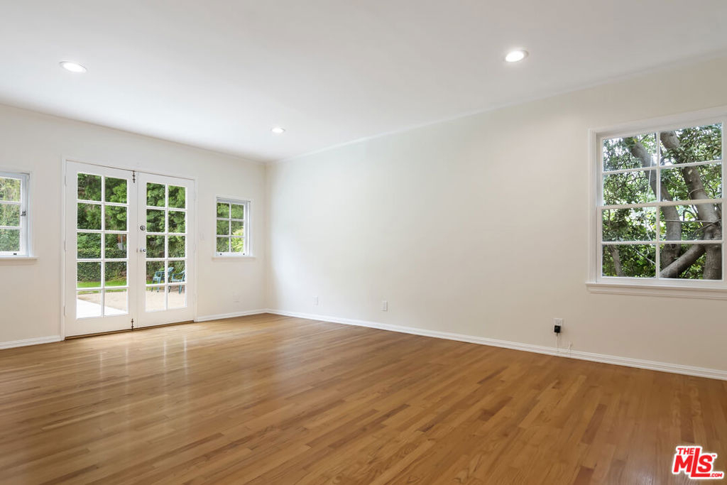 18080 Karen Drive - Photo 16