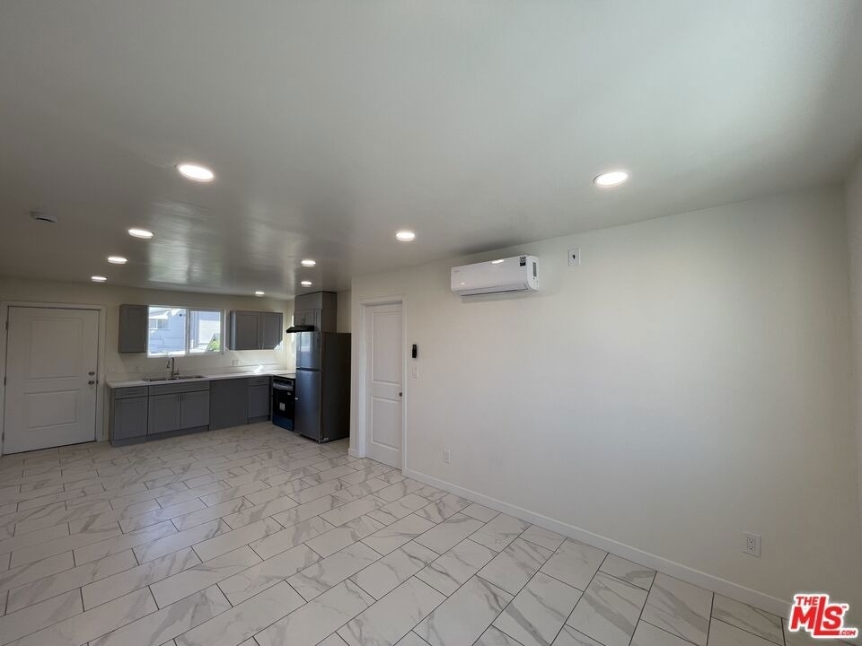 1363 23rd St Street - Photo 7