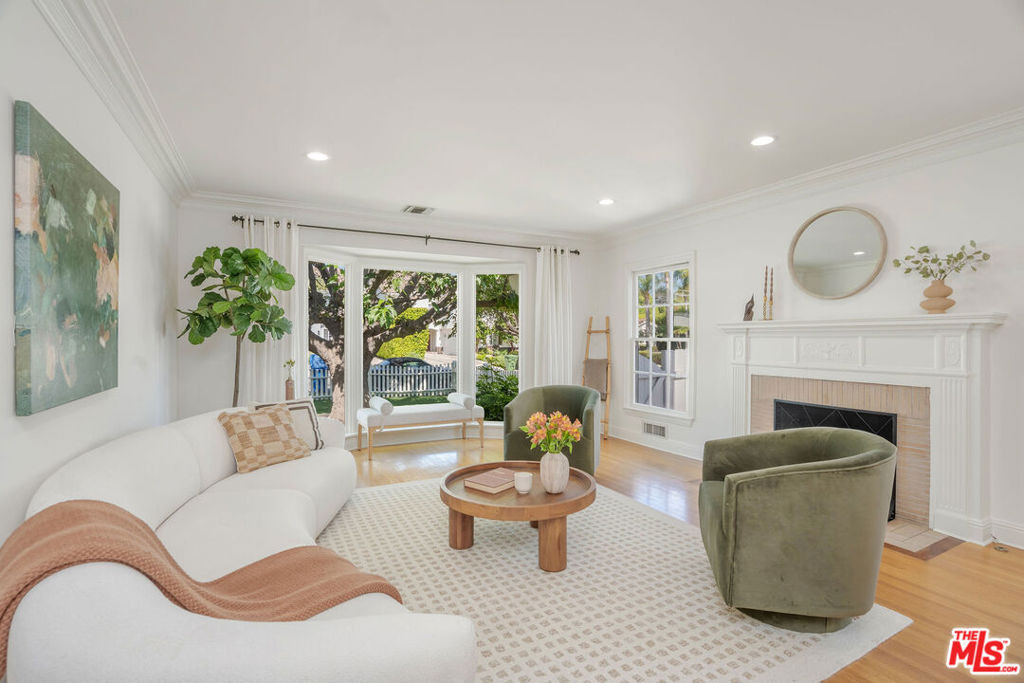 4712 Burnet Avenue - Photo 1