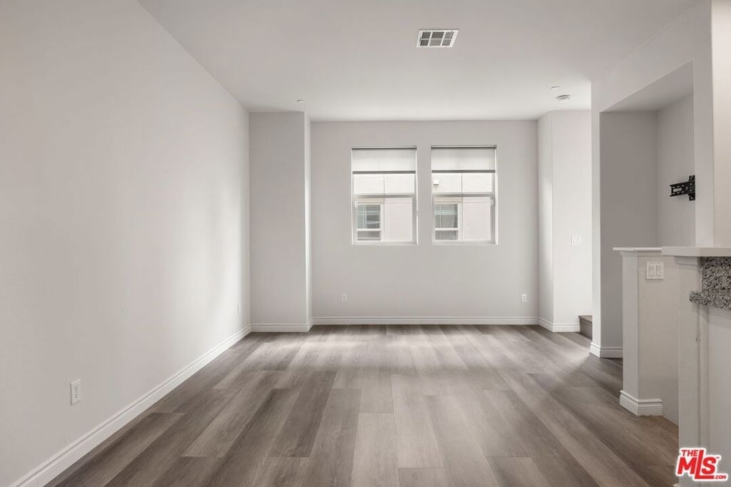 14122 W Willow Lane - Photo 7