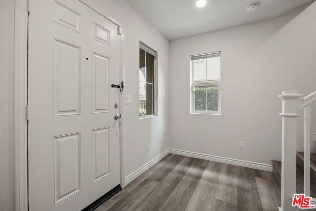 14122 W Willow Lane - Photo 2