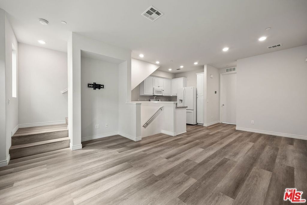 14122 W Willow Lane - Photo 5