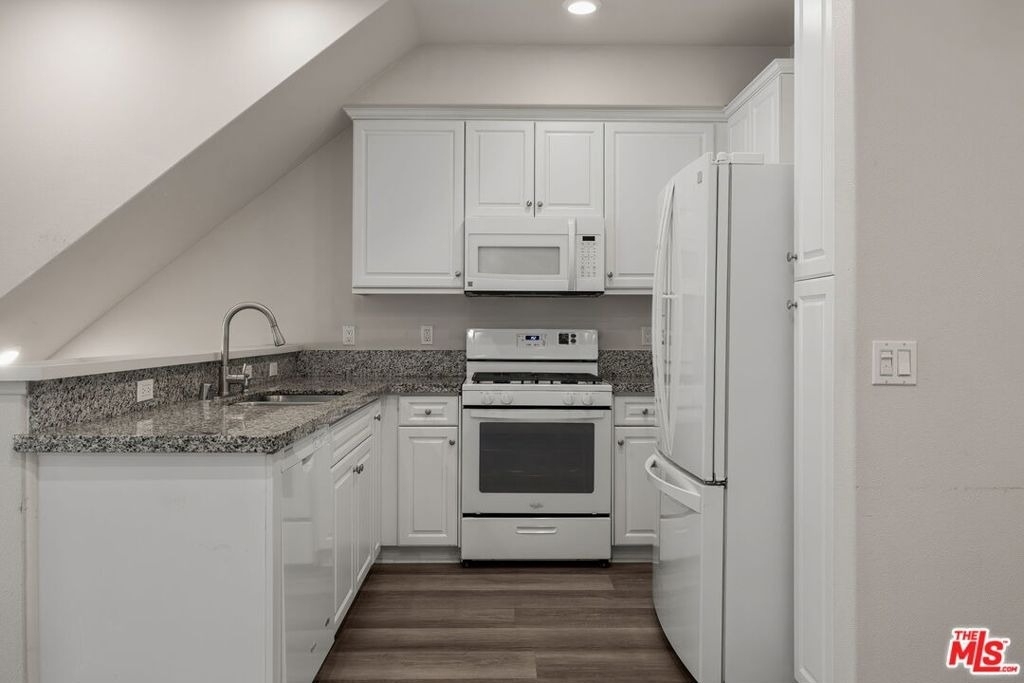 14122 W Willow Lane - Photo 12