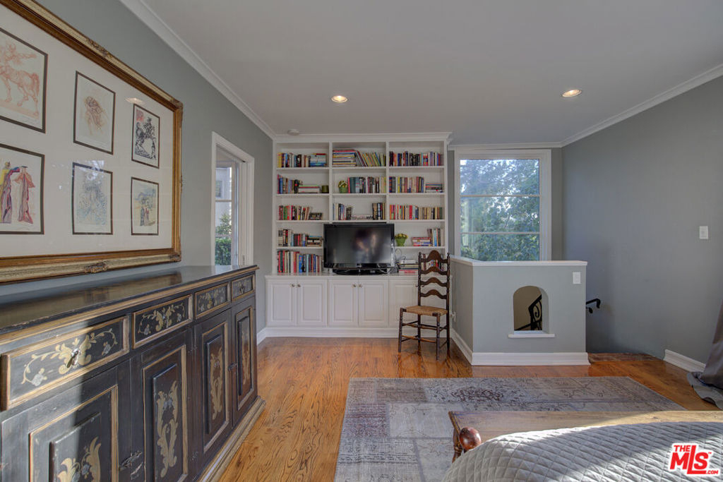 2880 Nichols Canyon Road - Photo 31