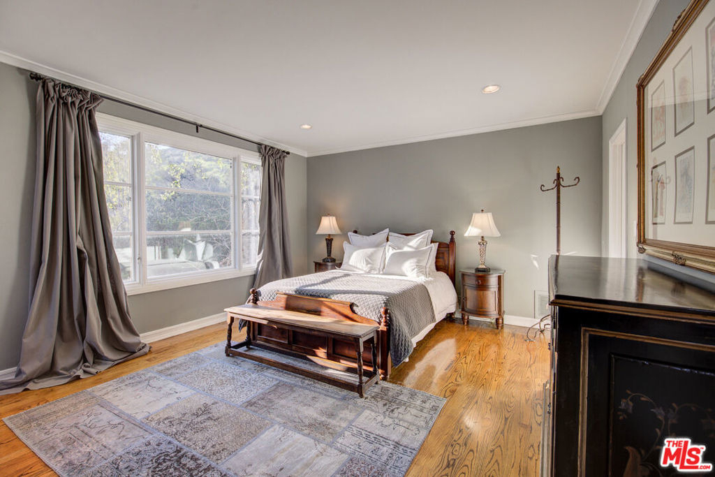 2880 Nichols Canyon Road - Photo 29