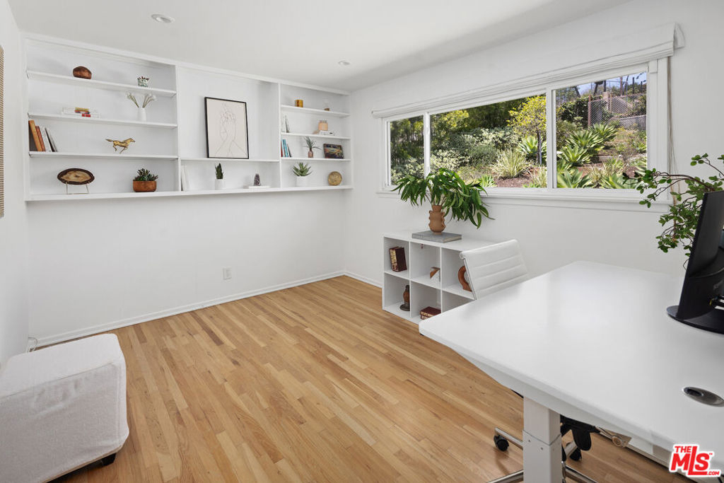 16641 Linda Terrace - Photo 11