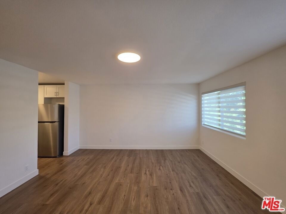1260 Vin Scully Avenue - Photo 36