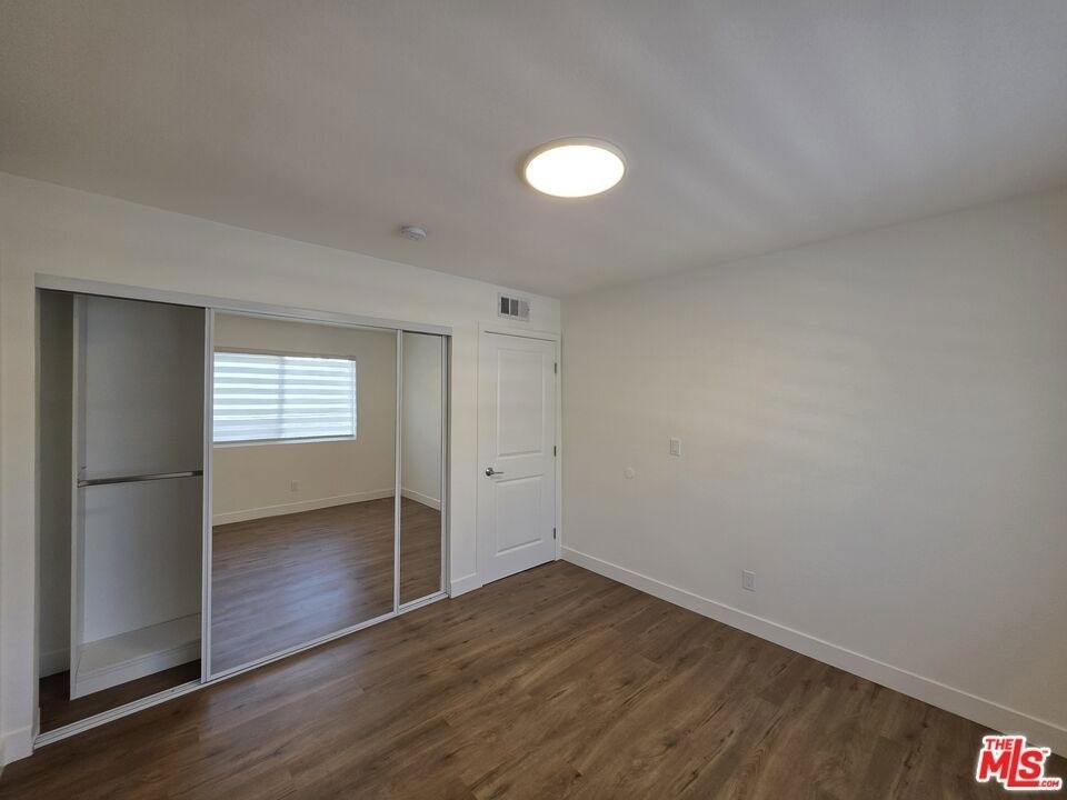1260 Vin Scully Avenue - Photo 51