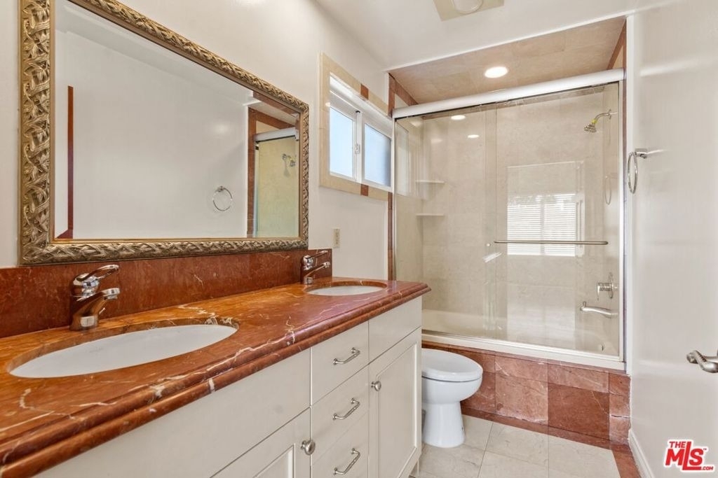 10389 Almayo Avenue - Photo 7
