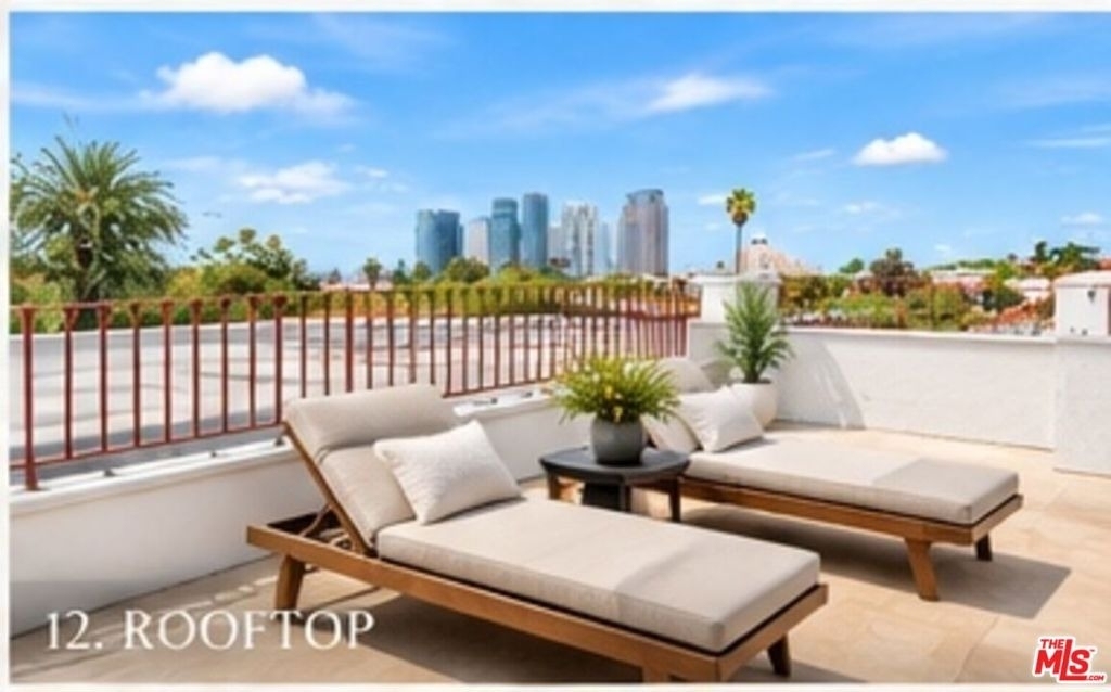 10389 Almayo Avenue - Photo 3