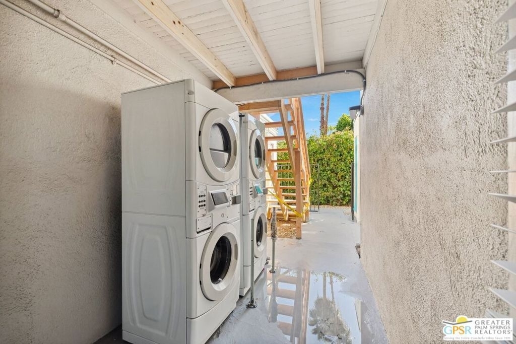 1674 S Via Salida - Photo 26