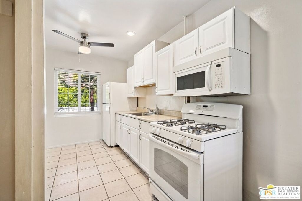 1674 S Via Salida - Photo 21