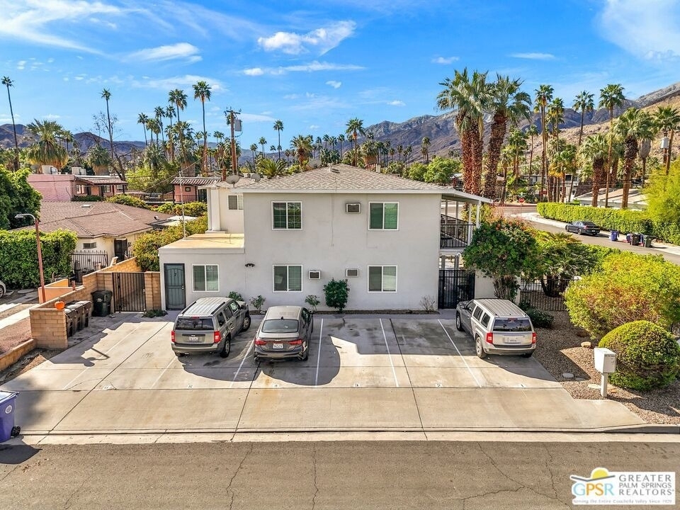 1674 S Via Salida - Photo 32