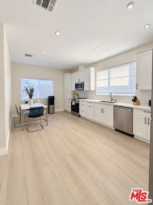 10743 Saticoy Street - Photo 6