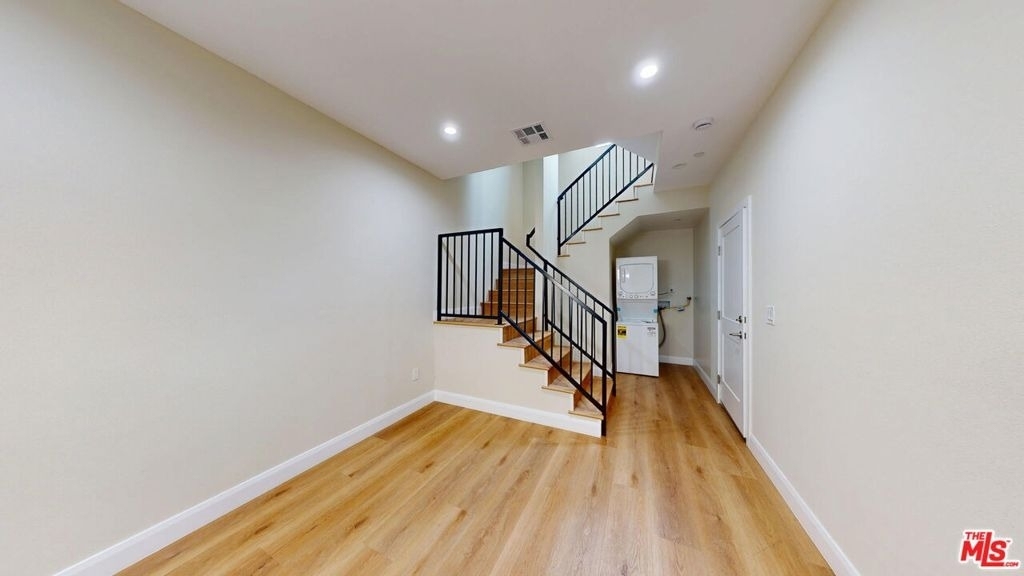 310 N 3rd Street - Photo 3