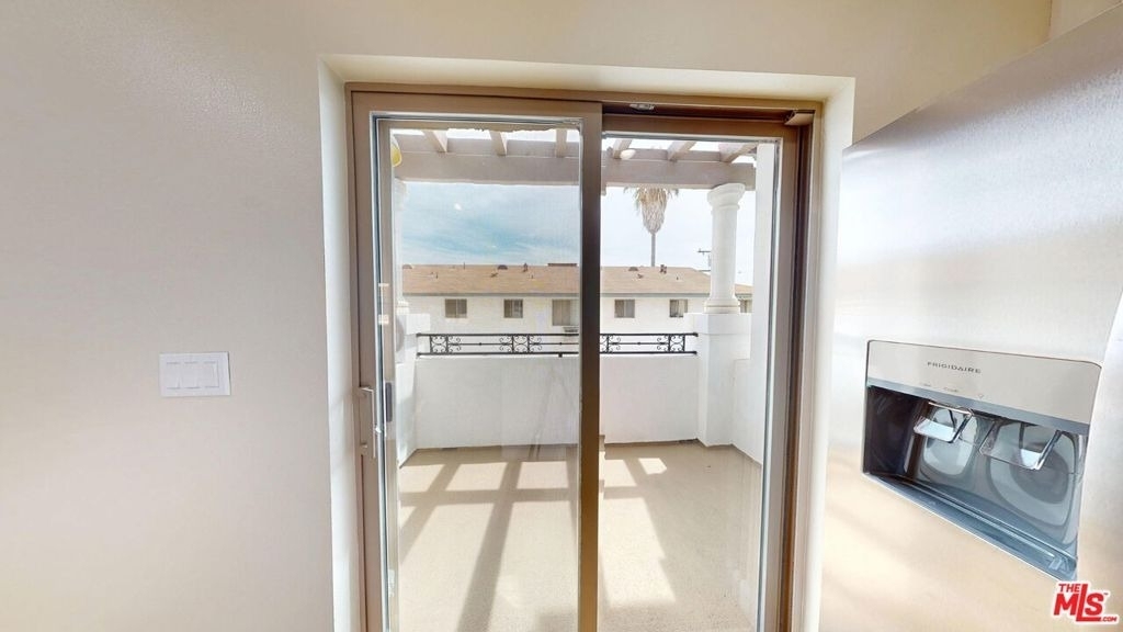 310 N 3rd Street - Photo 11