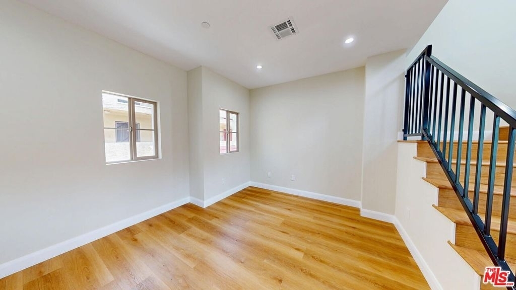 310 N 3rd Street - Photo 5