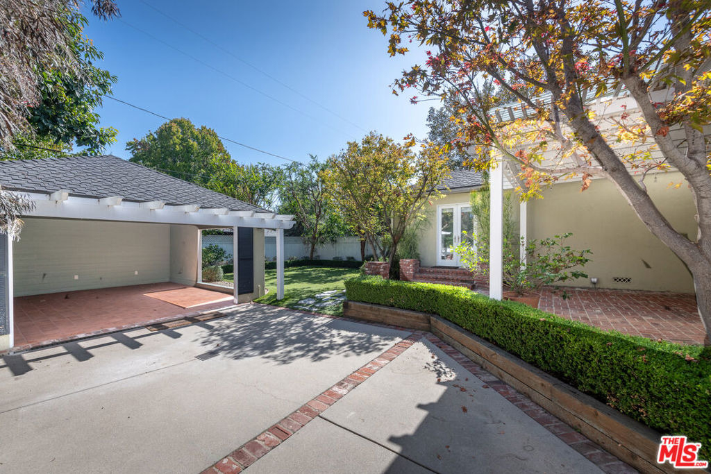 11350 Albata Street - Photo 19
