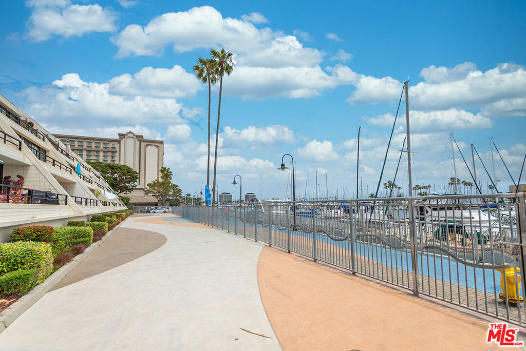 4337 Marina City Drive - Photo 39