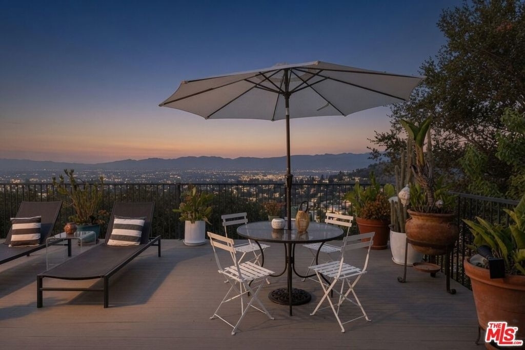 8147 Mulholland Terrace - Photo 40