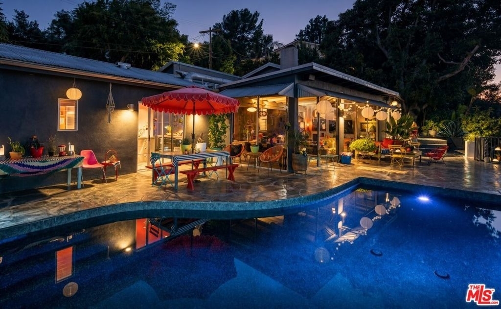 8147 Mulholland Terrace - Photo 4