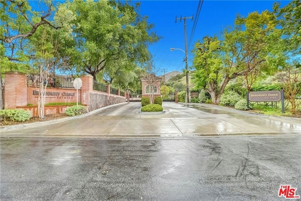 222 El Cielo Lane - Photo 3