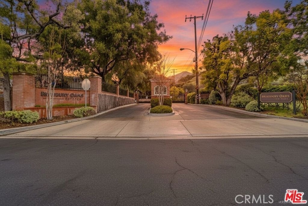 222 El Cielo Lane - Photo 2