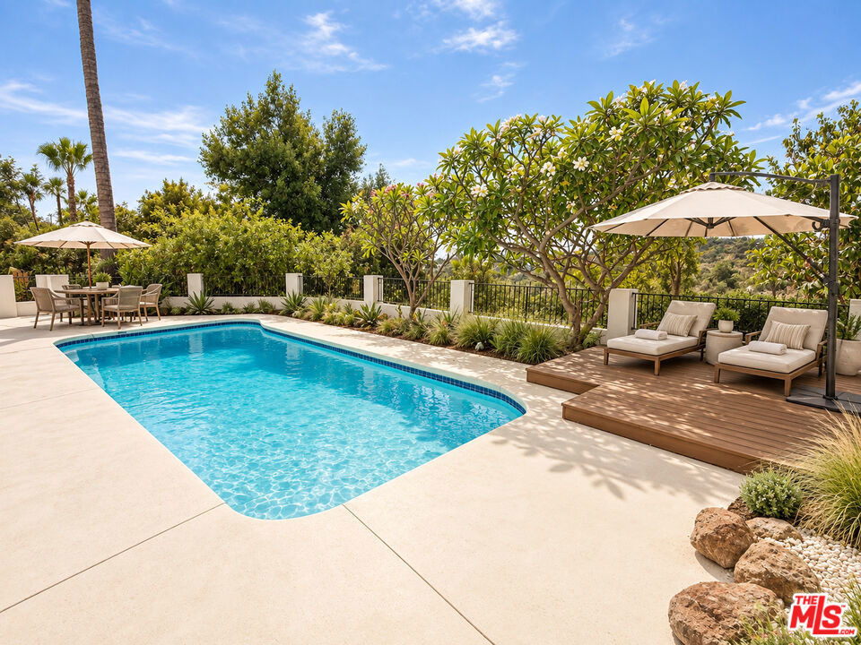222 El Cielo Lane - Photo 5