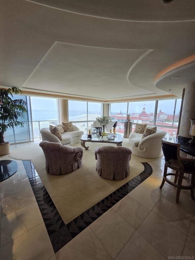 1720 Avenida Del Mundo - Photo 2