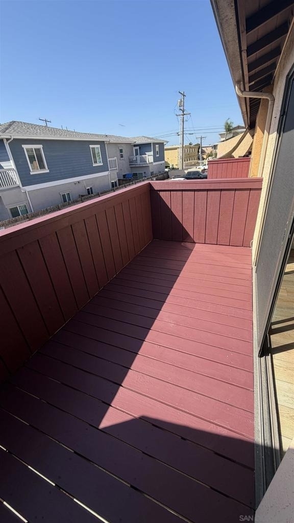 1351 Holly Ave - Photo 7