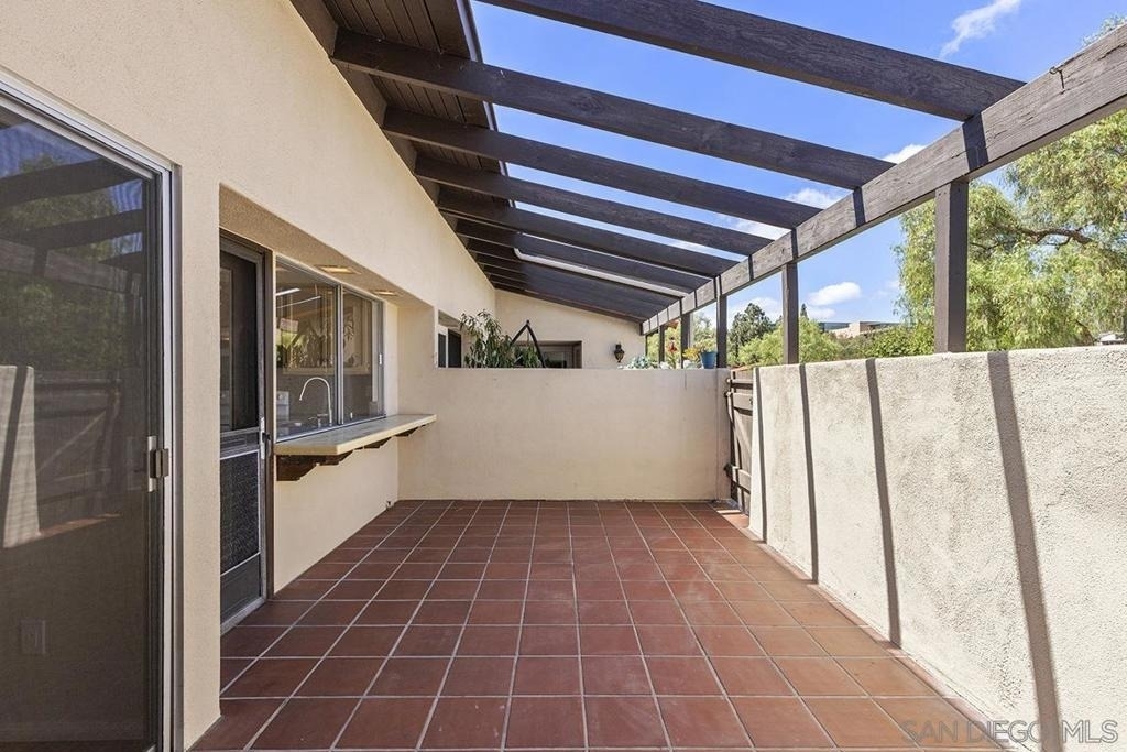 11988 Rancho Bernardo Rd - Photo 31