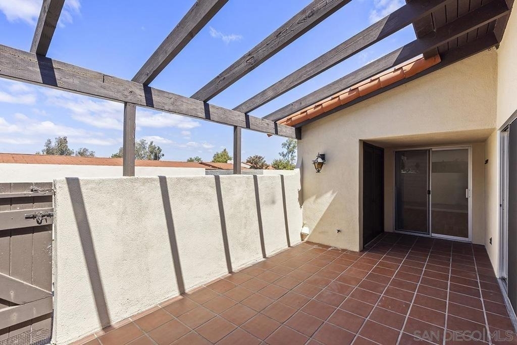 11988 Rancho Bernardo Rd - Photo 33