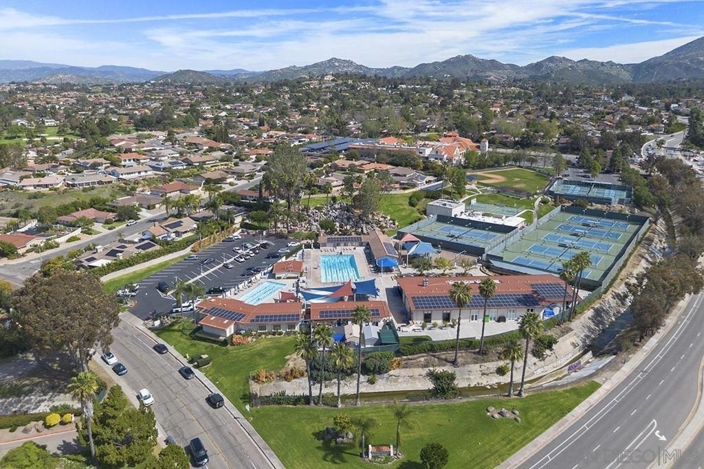 11988 Rancho Bernardo Rd - Photo 36