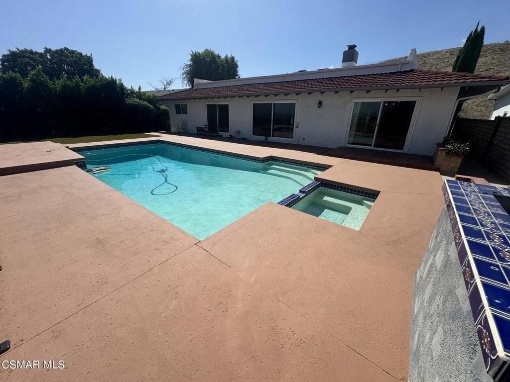 6712 Randiwood Lane - Photo 0