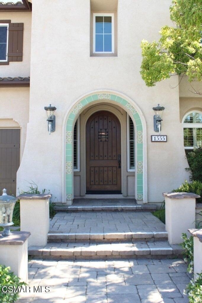 1555 Arroyo View Street - Photo 2