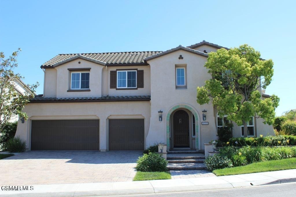 1555 Arroyo View Street - Photo 0