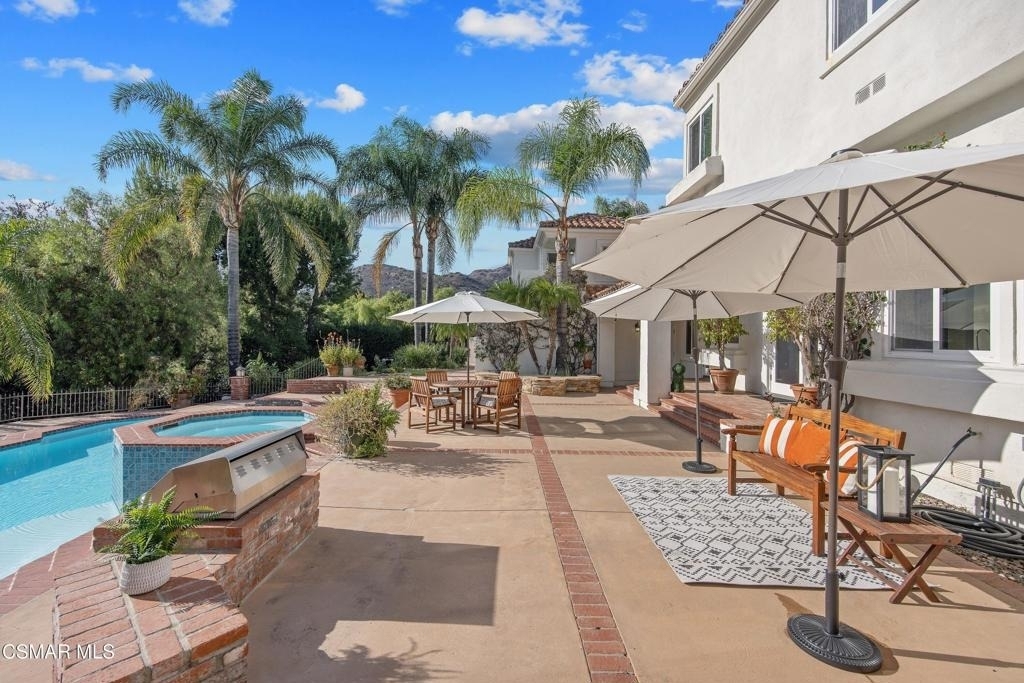 1565 Falling Star Avenue - Photo 30