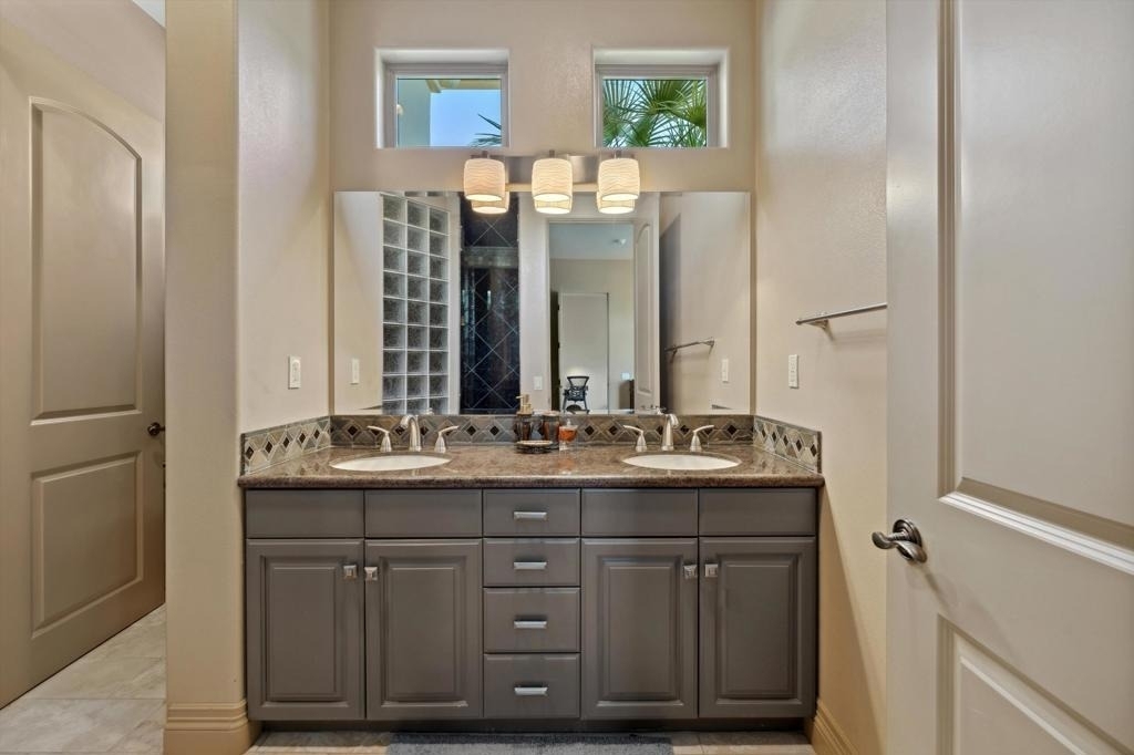 54006 Riviera - Photo 35